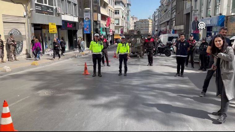 İstanbul'da helikopter destekli huzur uygulaması 14